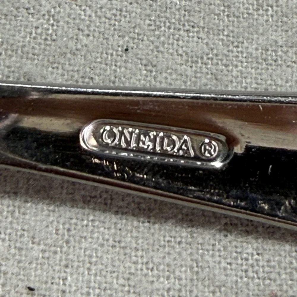 Oneida Crest Pattern Serving Fork  Arched Handle Minimalist Discontinued 8.75